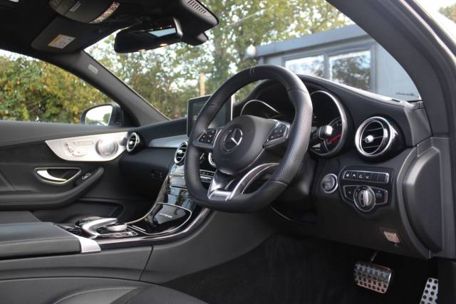 2017 Mercedes-Benz C 63 AMG 4.0 C63 V8 BiTurbo AMG (Premium) SpdS MCT Euro 6 (s/s) 2dr