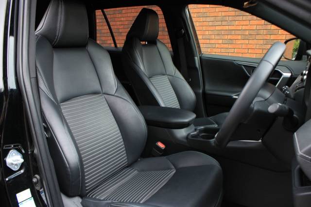 2021 Toyota Rav4 2.5 VVT-h Black Edition CVT 4WD Euro 6 (s/s) 5dr