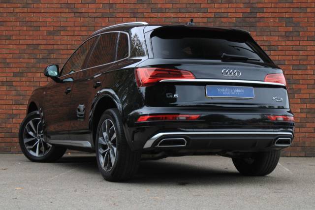 2021 Audi Q5 2.0 TDI 40 S line S Tronic quattro Euro 6 (s/s) 5dr