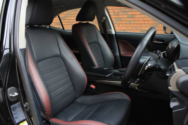 2018 Lexus IS 2.5 300h Sport E-CVT Euro 6 (s/s) 4dr