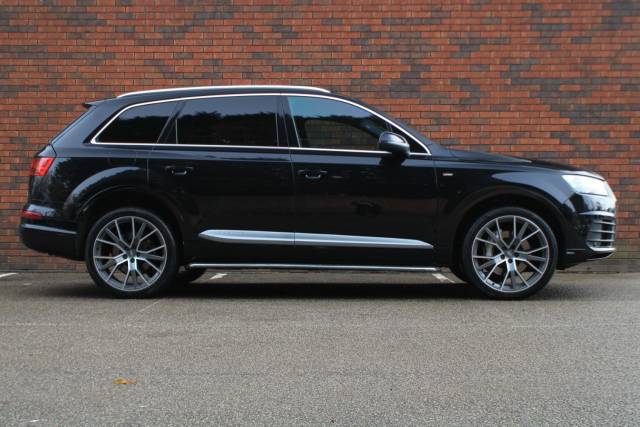 2017 Audi Q7 3.0 TDI V6 S line Tiptronic quattro Euro 6 (s/s) 5dr