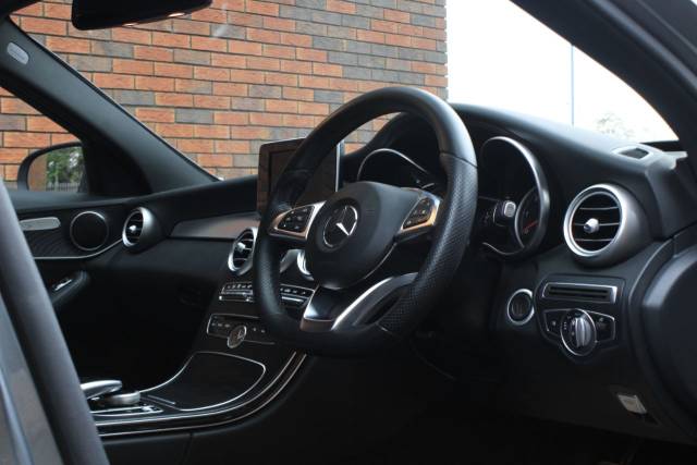 2017 Mercedes-Benz C Class 2.1 C220d AMG Line G-Tronic+ Euro 6 (s/s) 4dr