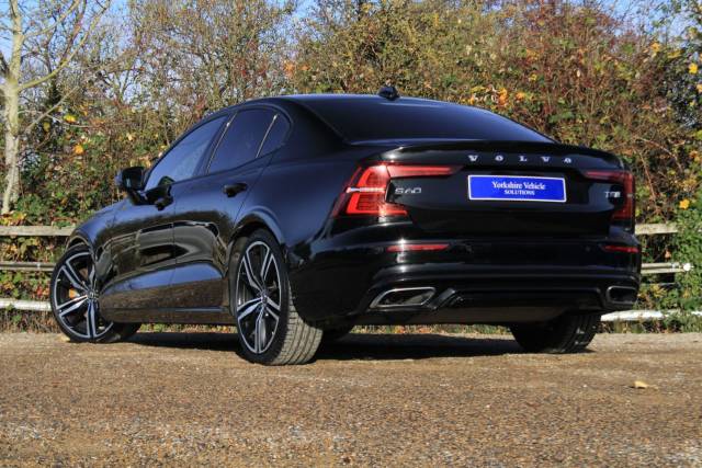 2019 Volvo S60 2.0 T5 R-Design Edition Auto Euro 6 (s/s) 4dr