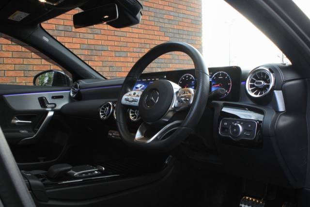 2021 Mercedes-Benz A Class 2.0 A220d Exclusive Edition Plus 8G-DCT Euro 6 (s/s) 5dr