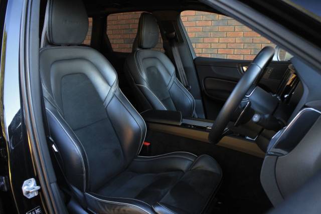 2018 Volvo XC60 2.0 D4 R-Design Auto AWD Euro 6 (s/s) 5dr