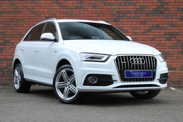 Audi Q3 2.0 TDI S line S Tronic quattro Euro 5 (s/s) 5dr Four Wheel Drive Diesel White