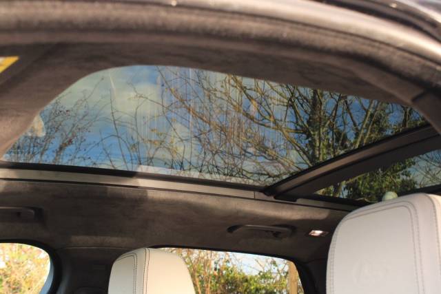 2019 Jaguar F-Pace 3.0 D300 V6 S Auto AWD Euro 6 (s/s) 5dr