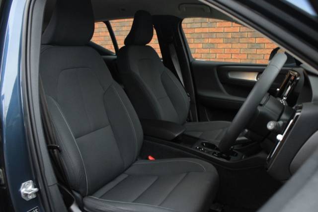 2021 Volvo XC40 1.5h T4 Recharge 10.7kWh Inscription Expression Auto Euro 6 (s/s) 5dr