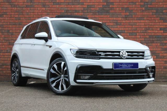 Volkswagen Tiguan 2.0 TDI R-Line Tech DSG 4Motion Euro 6 (s/s) 5dr Four Wheel Drive Diesel White