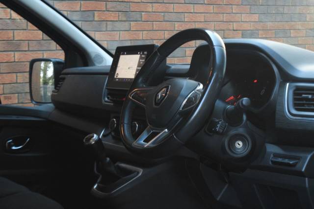 2022 Renault Trafic 2.0 dCi Blue LL30 Sport Crew Van L2 H1 Euro 6 (s/s) 6dr
