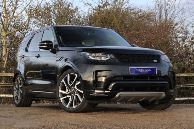 Land Rover Discovery 3.0 SD V6 HSE Luxury Auto 4WD Euro 6 (s/s) 5dr Four Wheel Drive Diesel Black
