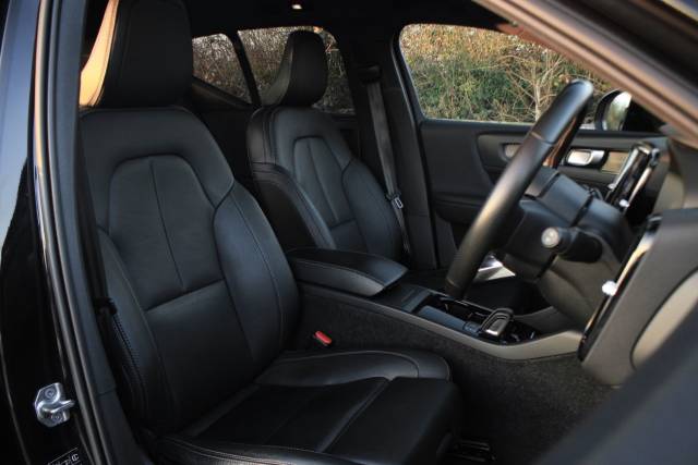 2021 Volvo XC40 Recharge Twin 78kWh Pro SUV 5dr Electric Auto AWD