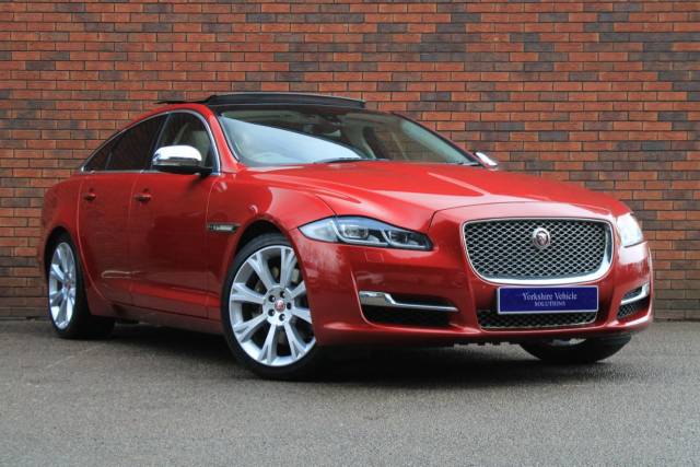 Jaguar Xj 3.0d V6 Portfolio Auto Euro 6 (s/s) 4dr Saloon Diesel Red
