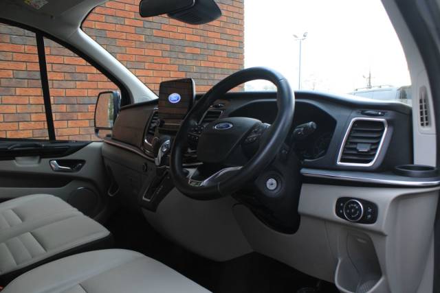 2020 Ford Tourneo Custom 2.0 320 EcoBlue Titanium Auto L2 Euro 6 (s/s) 5dr