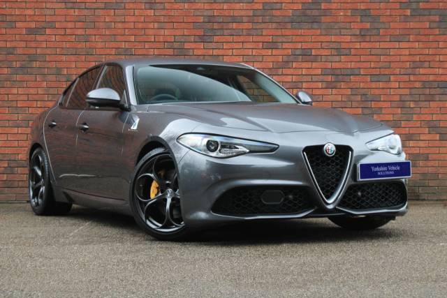 Alfa Romeo Giulia 2.0T Veloce Auto Euro 6 (s/s) 4dr Saloon Petrol Grey