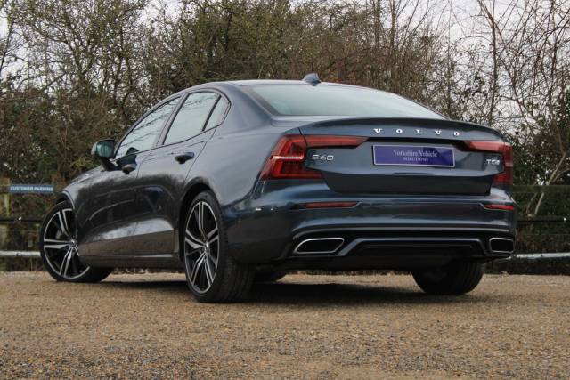 2020 Volvo S60 2.0 T5 R-Design Plus Auto Euro 6 (s/s) 4dr