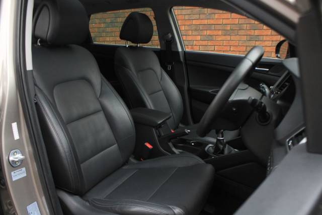 2018 Hyundai TUCSON 2.0 CRDi Blue Drive Premium SE Euro 6 (s/s) 5dr