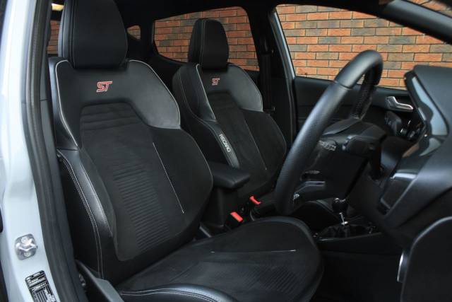 2018 Ford Fiesta 1.5T EcoBoost ST-3 Euro 6 5dr
