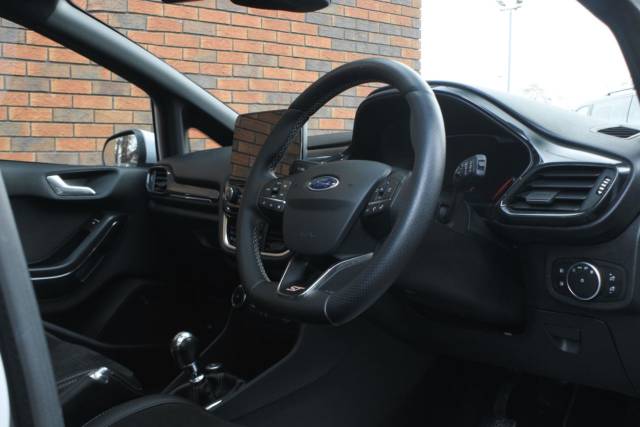 2018 Ford Fiesta 1.5T EcoBoost ST-3 Euro 6 5dr