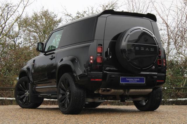 2023 Land Rover Defender 90 3.0 D200 MHEV Hard Top SUV Auto 4WD SWB Euro 6 (s/s) 3dr