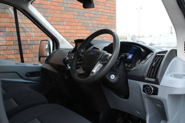 2018 Ford Transit 2.0 350 EcoBlue Crew Van FWD L3 H3 Euro 6 6dr