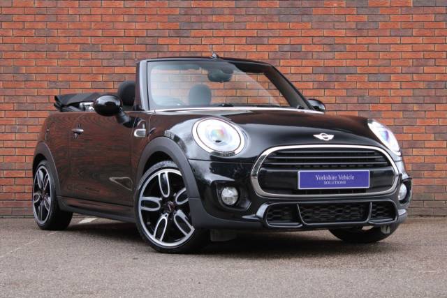 Mini Convertible 1.5 Cooper Auto Euro 6 (s/s) 2dr Convertible Petrol Black