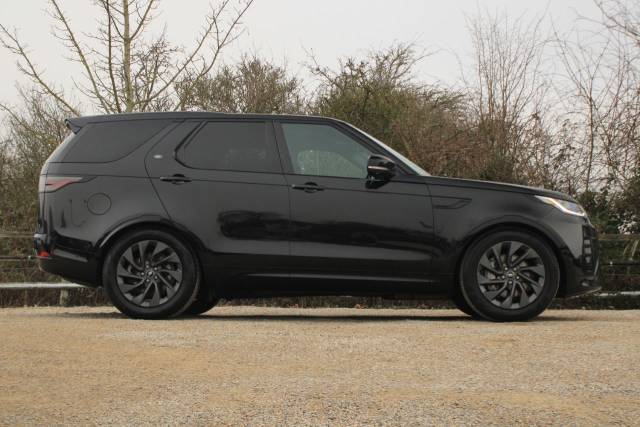 2022 Land Rover Discovery 3.0 D250 MHEV R-Dynamic S Auto 4WD Euro 6 (s/s) 5dr