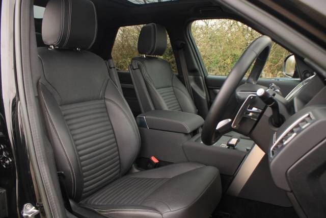 2022 Land Rover Discovery 3.0 D250 MHEV R-Dynamic S Auto 4WD Euro 6 (s/s) 5dr