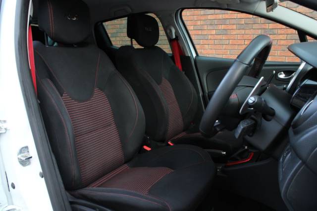 2015 Renault Clio 1.6 TCe Renaultsport Nav Lux Auto Euro 6 5dr