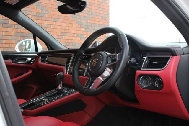 2015 Porsche Macan 3.0 TD V6 S PDK 4WD Euro 6 (s/s) 5dr