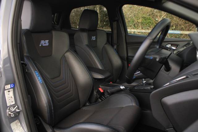 2018 Ford Focus RS 2.3T EcoBoost RS AWD Euro 6 (s/s) 5dr