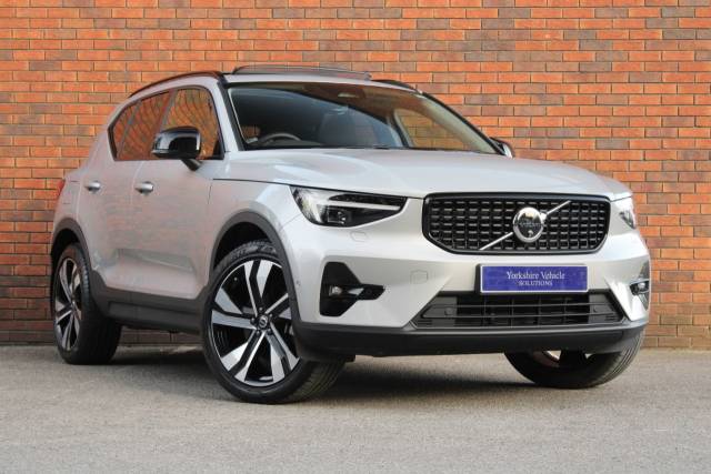 Volvo XC40 2.0 B4 MHEV Ultra Dark DCT Auto Euro 6 (s/s) 5dr SUV Petrol Silver