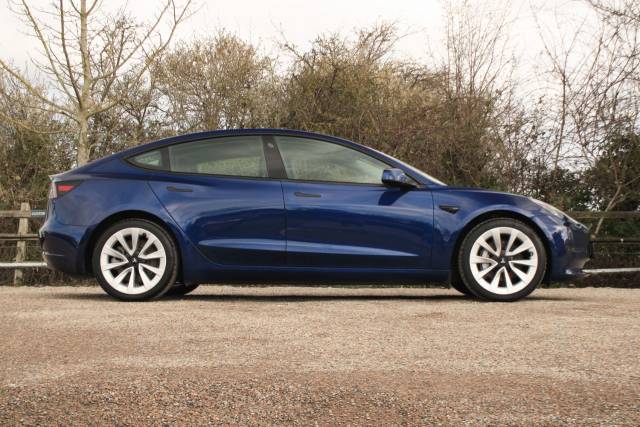 2021 Tesla Model 3 0.0 (Dual Motor) Long Range Auto 4WDE 4dr