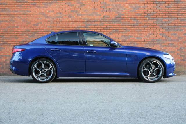 2022 Alfa Romeo Giulia 2.0T Veloce Auto Euro 6 (s/s) 4dr