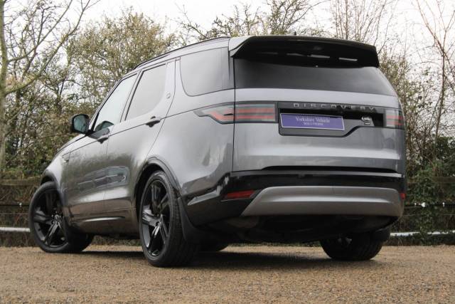 2021 Land Rover Discovery 3.0 D300 MHEV R-Dynamic HSE Auto 4WD Euro 6 (s/s) 5dr