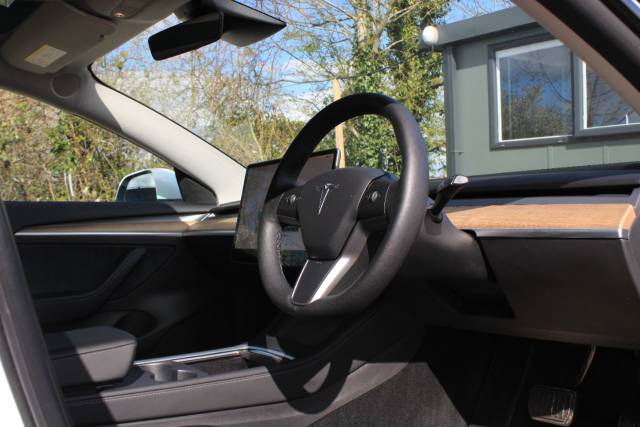 2022 Tesla Model 3 0.0 (Dual Motor) Long Range Auto 4WDE 4dr