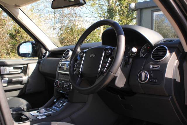 2016 Land Rover Discovery 4 3.0 SD V6 HSE Auto 4WD Euro 6 (s/s) 5dr