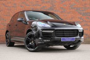 2017 (17) Porsche Cayenne at Yorkshire Vehicle Solutions York