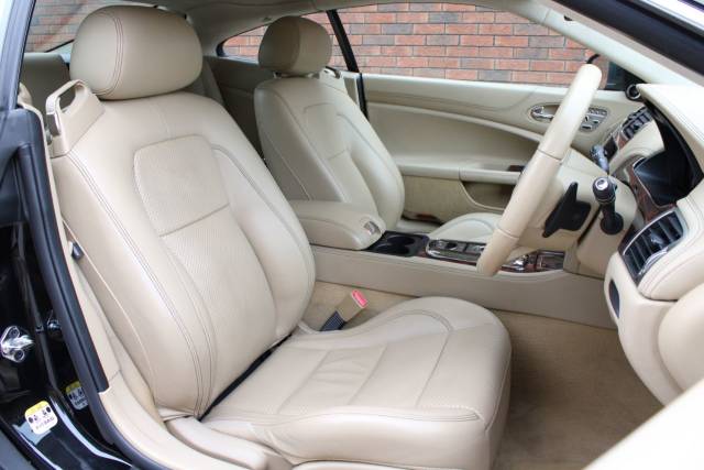 2011 Jaguar XK 5.0 V8 Portfolio 2dr Auto