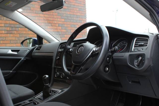 2018 Volkswagen Golf 1.6 TDI SE Nav Euro 6 (s/s) 5dr