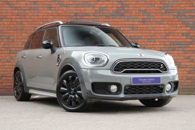 Mini Countryman 2.0 Cooper SD Auto ALL4 Euro 6 (s/s) 5dr Hatchback Diesel Grey