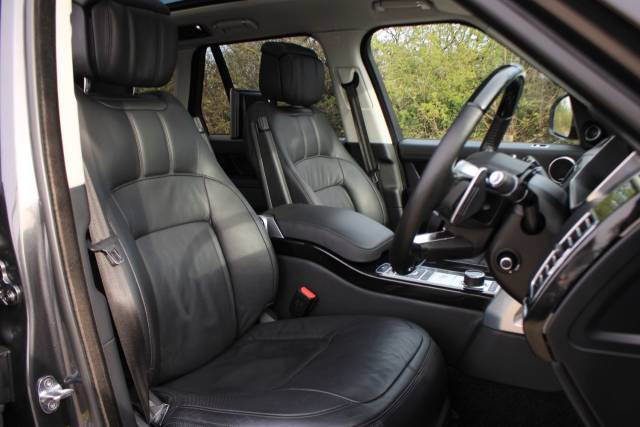 2020 Land Rover Range Rover 5.0 P525 V8 Autobiography Auto 4WD Euro 6 (s/s) 5dr