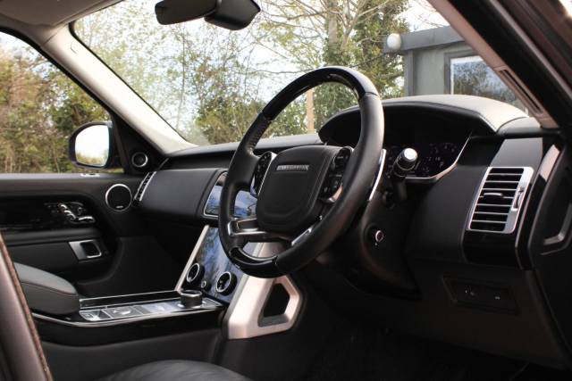 2020 Land Rover Range Rover 5.0 P525 V8 Autobiography Auto 4WD Euro 6 (s/s) 5dr