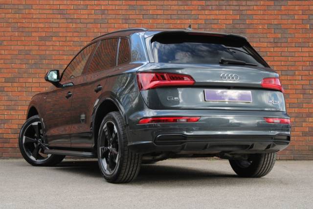 2020 Audi Q5 2.0 TDI 40 Black Edition S Tronic quattro Euro 6 (s/s) 5dr