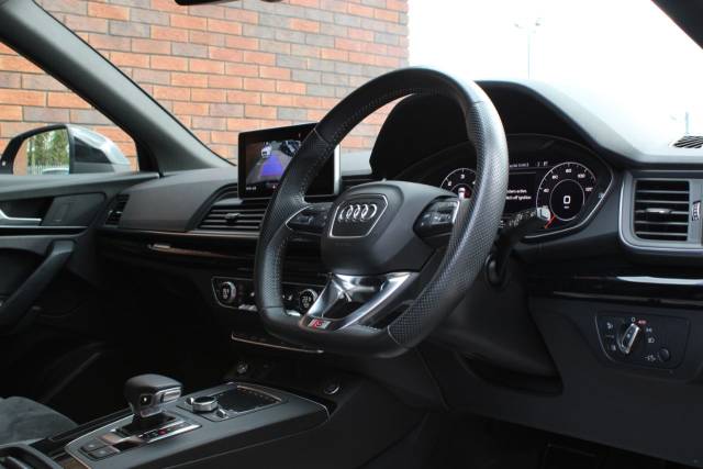 2020 Audi Q5 2.0 TDI 40 Black Edition S Tronic quattro Euro 6 (s/s) 5dr