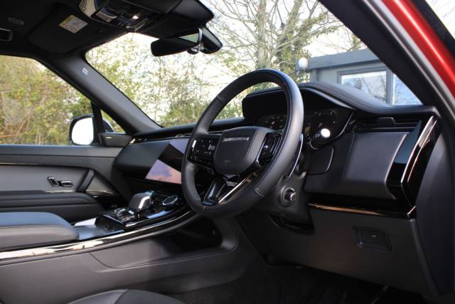 2022 Land Rover Range Rover Sport 3.0 D300 MHEV Dynamic SE Auto 4WD Euro 6 (s/s) 5dr