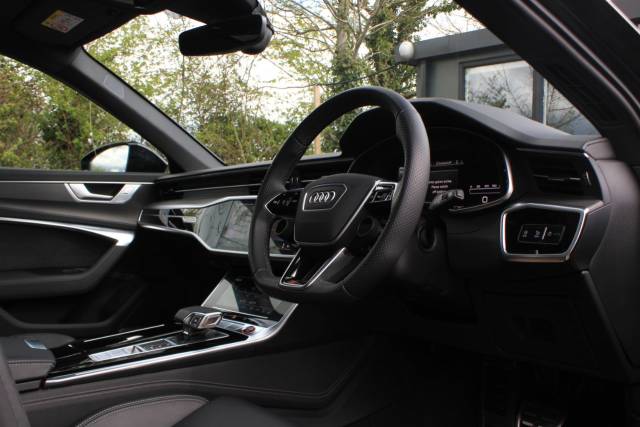 2022 Audi RS6 Avant 4.0 TFSI V8 Vorsprung Tiptronic quattro Euro 6 (s/s) 5dr