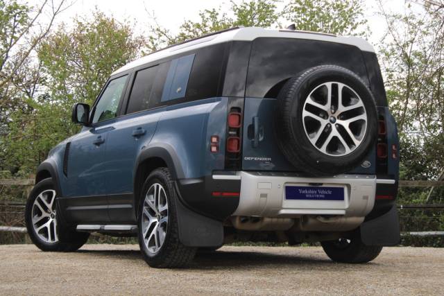 2021 Land Rover Defender 110 3.0 D300 MHEV HSE SUV 5dr Diesel Auto 4WD Euro 6 (s/s) (300 ps)