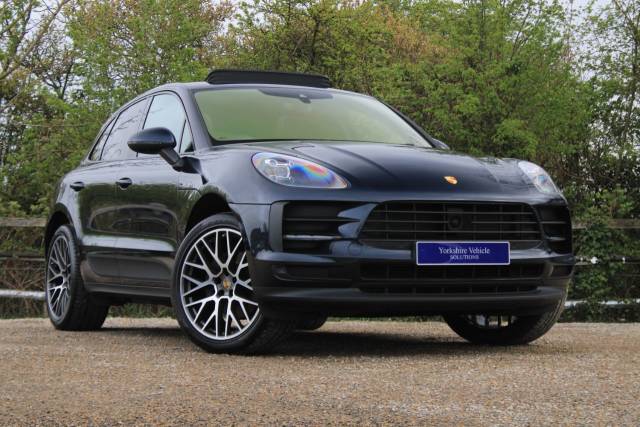 Porsche Macan 2.0T PDK 4WD Euro 6 (s/s) 5dr Four Wheel Drive Petrol Blue