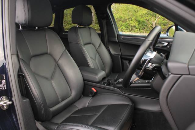 2019 Porsche Macan 2.0T PDK 4WD Euro 6 (s/s) 5dr